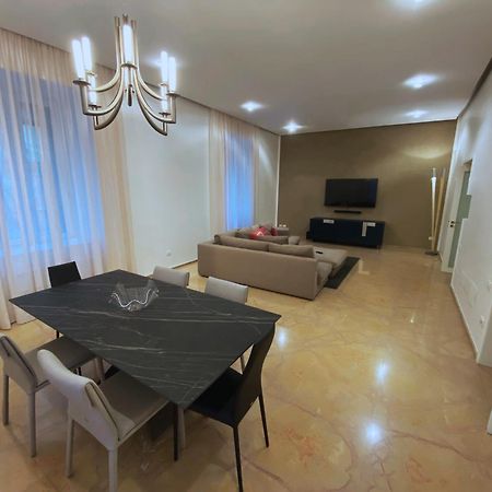 Luxury House With Parking Apartment Наполи Екстериор снимка